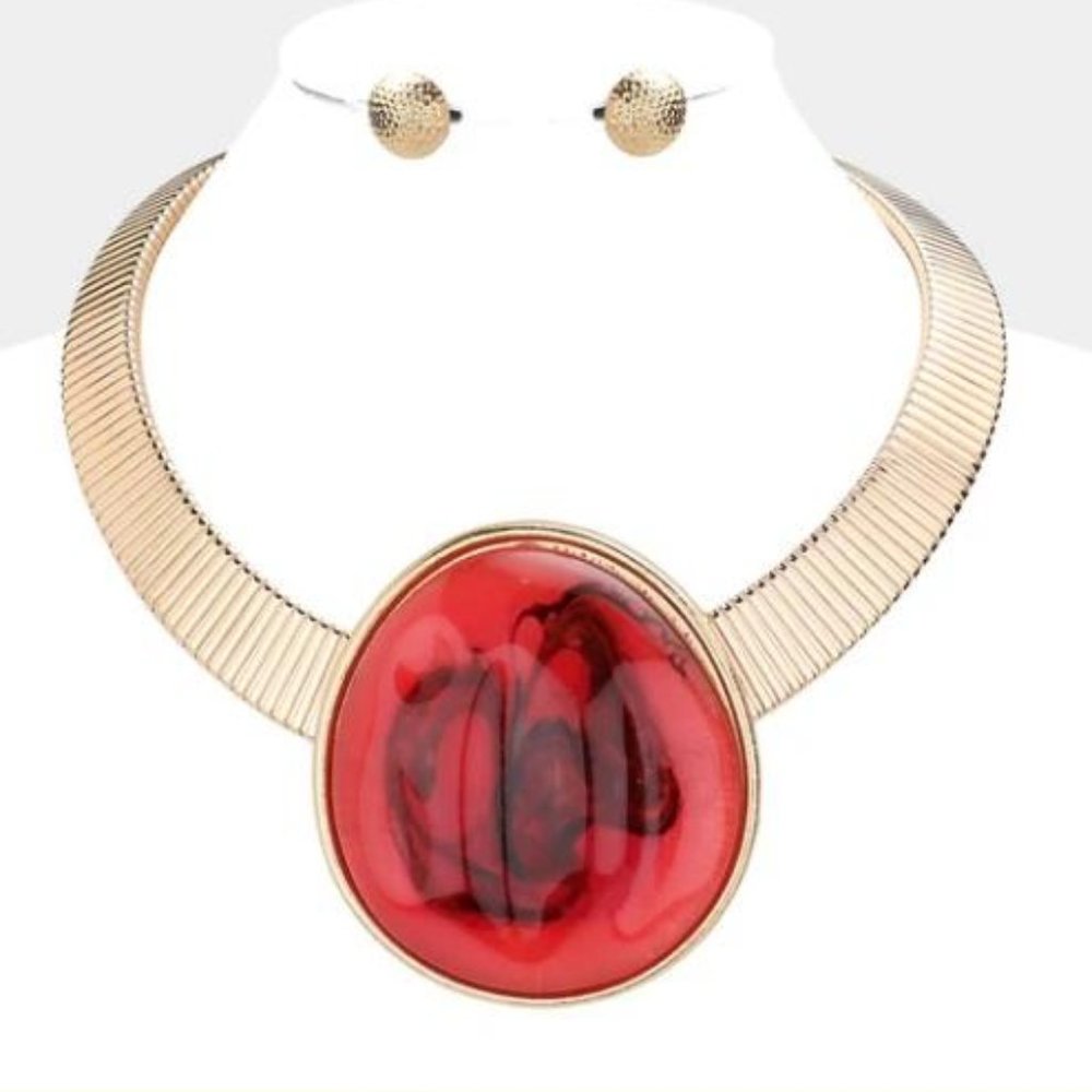Red and Gold Pendant Necklace Set